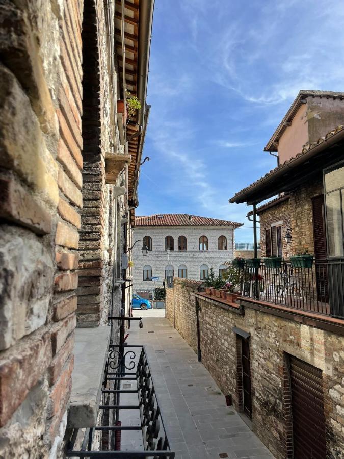 Casa La Rosa Appartement Gubbio Buitenkant foto