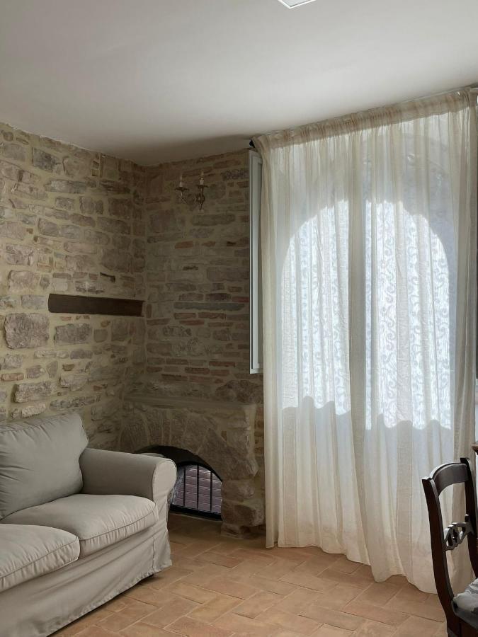 Casa La Rosa Appartement Gubbio Buitenkant foto