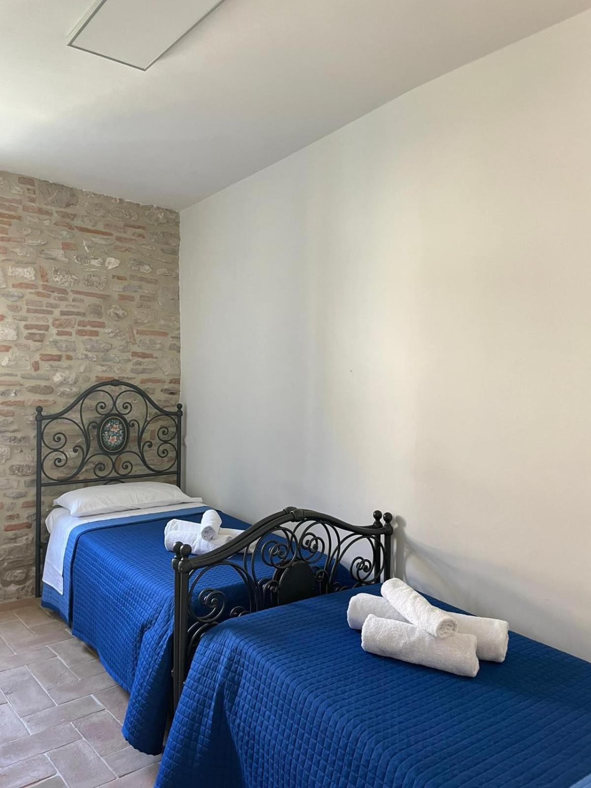 Casa La Rosa Appartement Gubbio Buitenkant foto